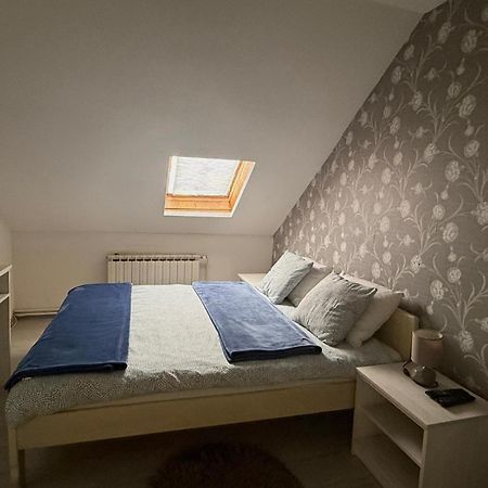 House Katja Otel Jezerce Dış mekan fotoğraf