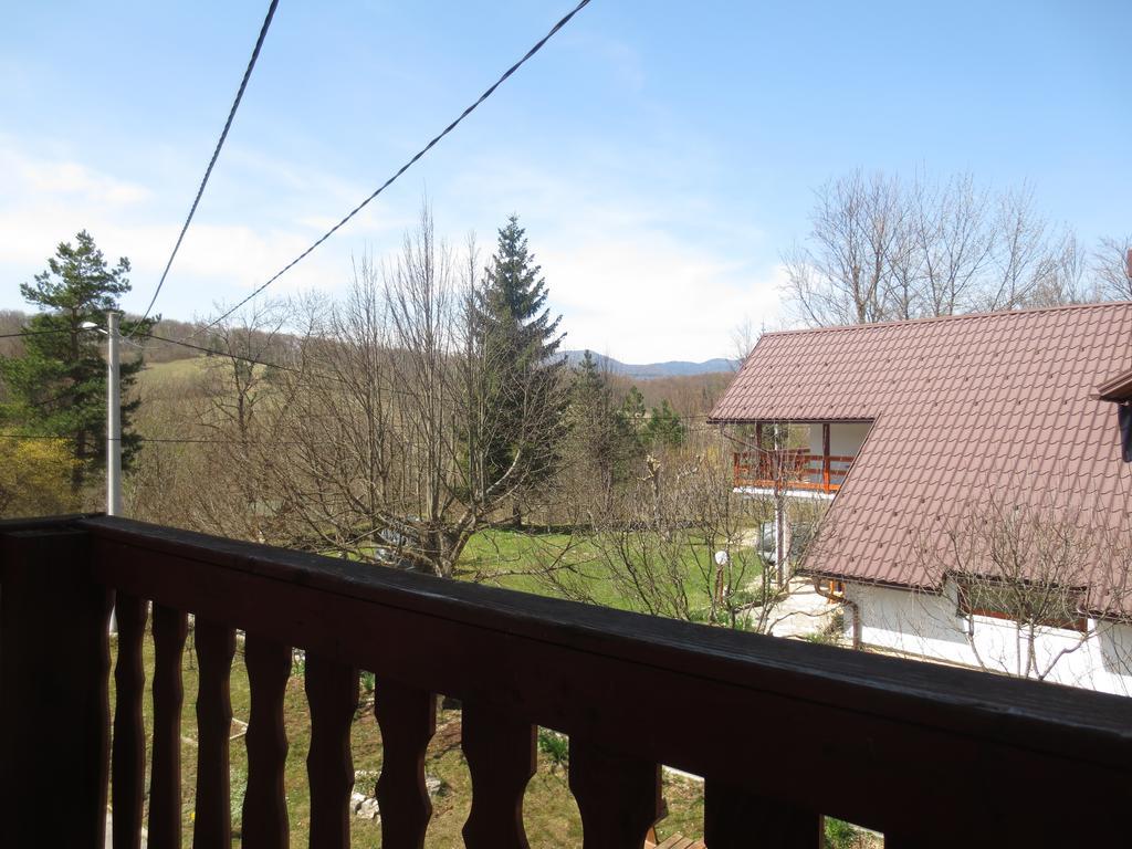 House Katja Otel Jezerce Dış mekan fotoğraf