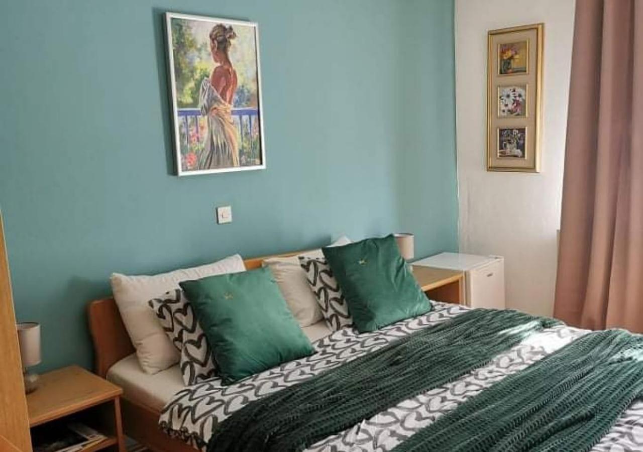 House Katja Otel Jezerce Oda fotoğraf
