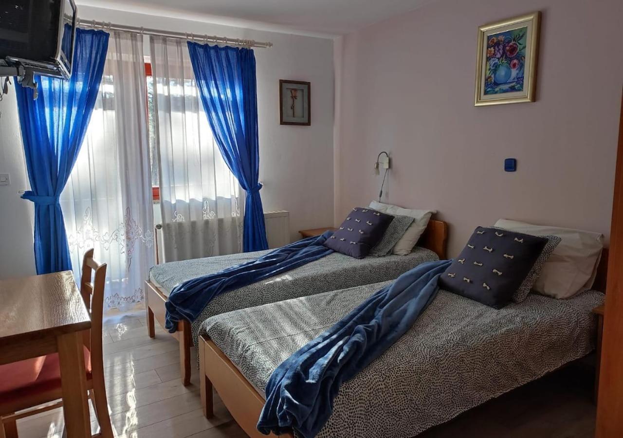 House Katja Otel Jezerce Oda fotoğraf
